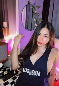 น้องพีค-นม