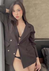 น้ำหอม-ชี๊ด