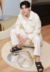 วงศ์รวี-นทีธร-base