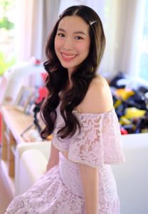 เอ้ก-บุษกร-ขาวเนียน