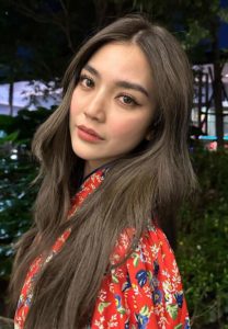 ปราง-กัญญ์ณรัณ-ดาราหน้าสวย