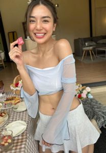 ปราง-กัญญ์ณรัณ-ดาราเป๊ะ