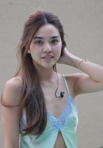 ปราง-กัญญ์ณรัณ-นักแสดงธรรมดา