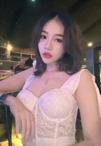 อุ้ยอ้าย-พิมพ์ชนก-เน็ตไอดอลแซ่บ