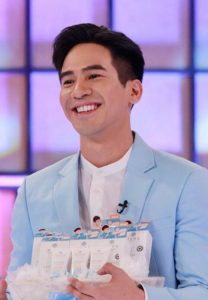 โป๊ป-ธนวรรธน์--ดาราหน้าเนียน