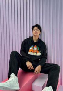 โอม-ภวัต-หล่อ