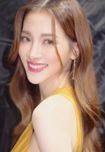 ใบเฟิร์น -พิมพ์ชนก-ดาราหน้าหวาน