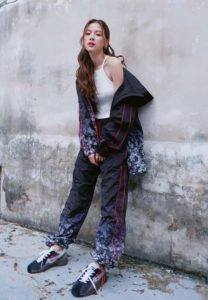 ใบเฟิร์น -พิมพ์ชนก-ดาราเท่