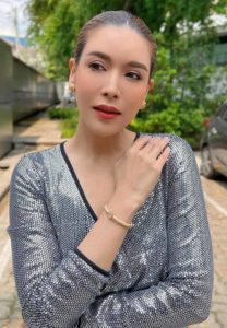 กิ๊ก- มยุริญ-สวย