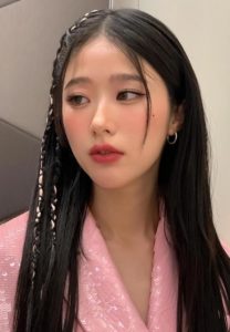 แก้ว-จริญญา