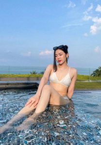 Praewpailin-Thongrugchart1-ใสมาก