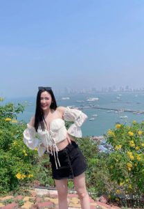 Praewpailin-Thongrugchart1-สวยมาก