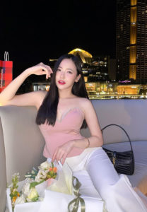 Praewpailin-Thongrugchart