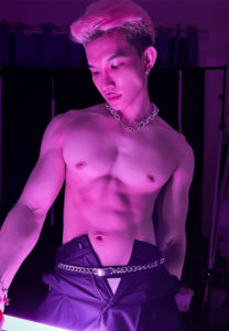 ต๊ะ-ตระการ-ซ่าส์