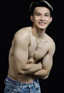 ต๊ะ-ตระการ