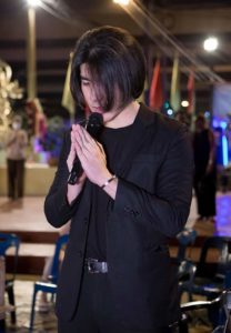 เมฆ-จิรกิตติ์-พิธีกร