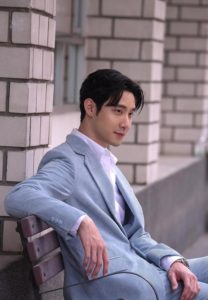 เมฆ-จุติ