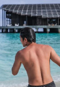 โทนี่-รากแก่น-ทะเล