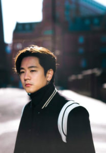 โทนี่-รากแก่น-หล่อ