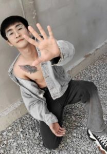 Corgi-ใส่แว่น