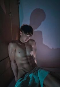 leong21-shadow