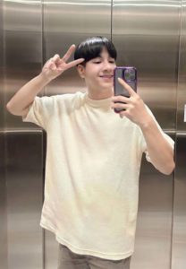 บาส-ธนวันต์-เสื้อขาว