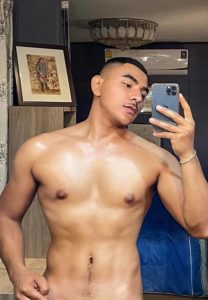 ปืน-อพิภัทรเชตฐ์-หุ่นดีจัด