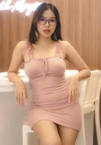 นุ๊ก เด็กแว่น-สาวสวย
