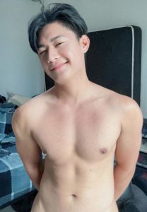 จะก้อน-ยิ้มหวาน