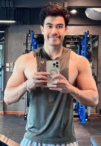 Mac-Chinnakorn-กล้ามโต