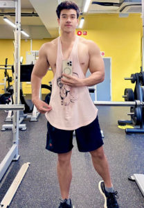 Mac-Chinnakorn-เสื้อกล้าม