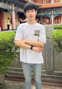 Nut-Jhansombat-เสื้อขาว