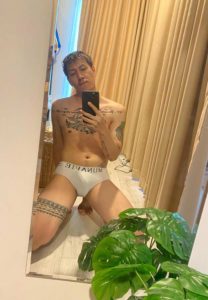 ศุภชัย-นุ่มยองใย-blade