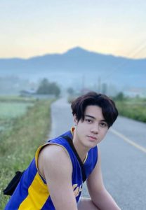 TAMAKOT-เน็ตไอดอลเสื้อกล้าม