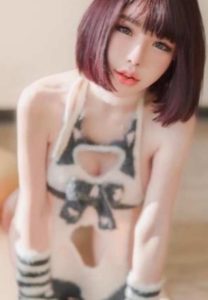 จิพลอย-สวยแซ่บ