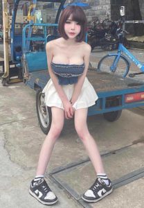 จิพลอย-หุ่นเป๊ะ