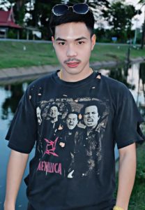 เดียวเดย์-เนเวอร์ดายส์-ใส่แว่น