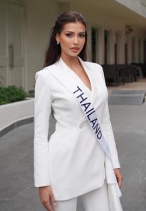 แอนโทเนีย-โพซิ้ว-นางงาม