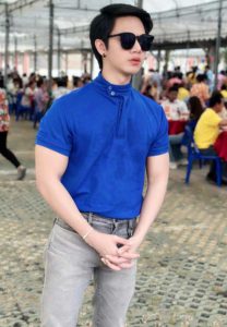 นาจ-อำนาจ-ใส่แว่น