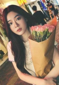 พลอย-ชนิดา-ดอกไม้สวย