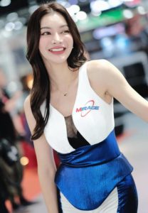 Porntaprewee-Sripreserth-ยิ้มหวาน