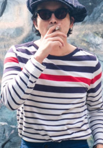 แอมมี่-The-Bottom-Blues-นักร้องเสื้อลาย