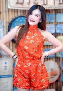 น้องน้ำ-เน็ตไอดอลดัดฟัน