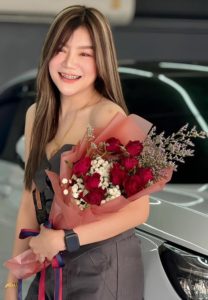 น้องน้ำ-เน็ตไอดอลสวย