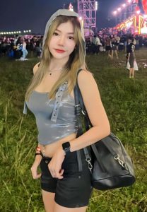 น้องน้ำ-เน็ตไอดอลแซ่บ