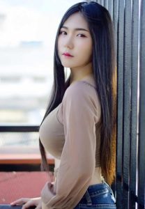 น้องพลอย-หุ่นดี