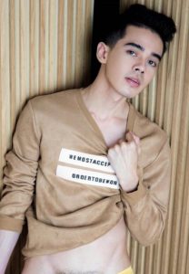 แอ๊ป-จักรกริชชัย-เน็ตไอดอลหน้าหล่อ