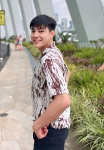 Kissada-Pinyojit-เสื้อเชิ้ตลาย