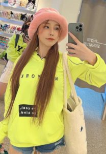 Mentos-Mint-เน็ตไอดอลสาวสสวย