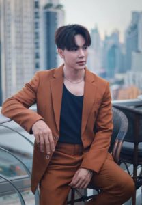 Natchanon-หน้าหล่อ